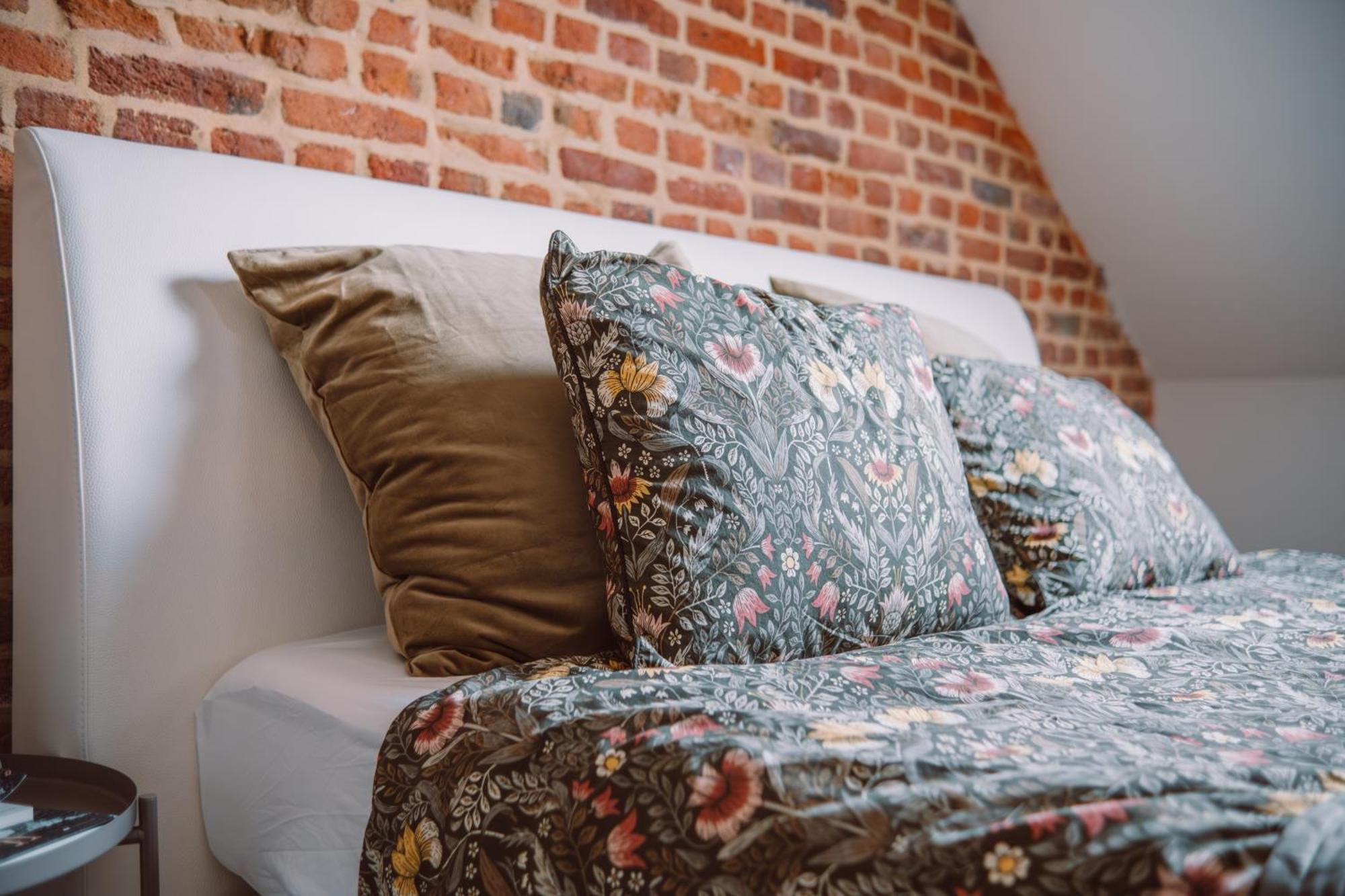 La Tour Obin Bed and Breakfast Philippeville Εξωτερικό φωτογραφία