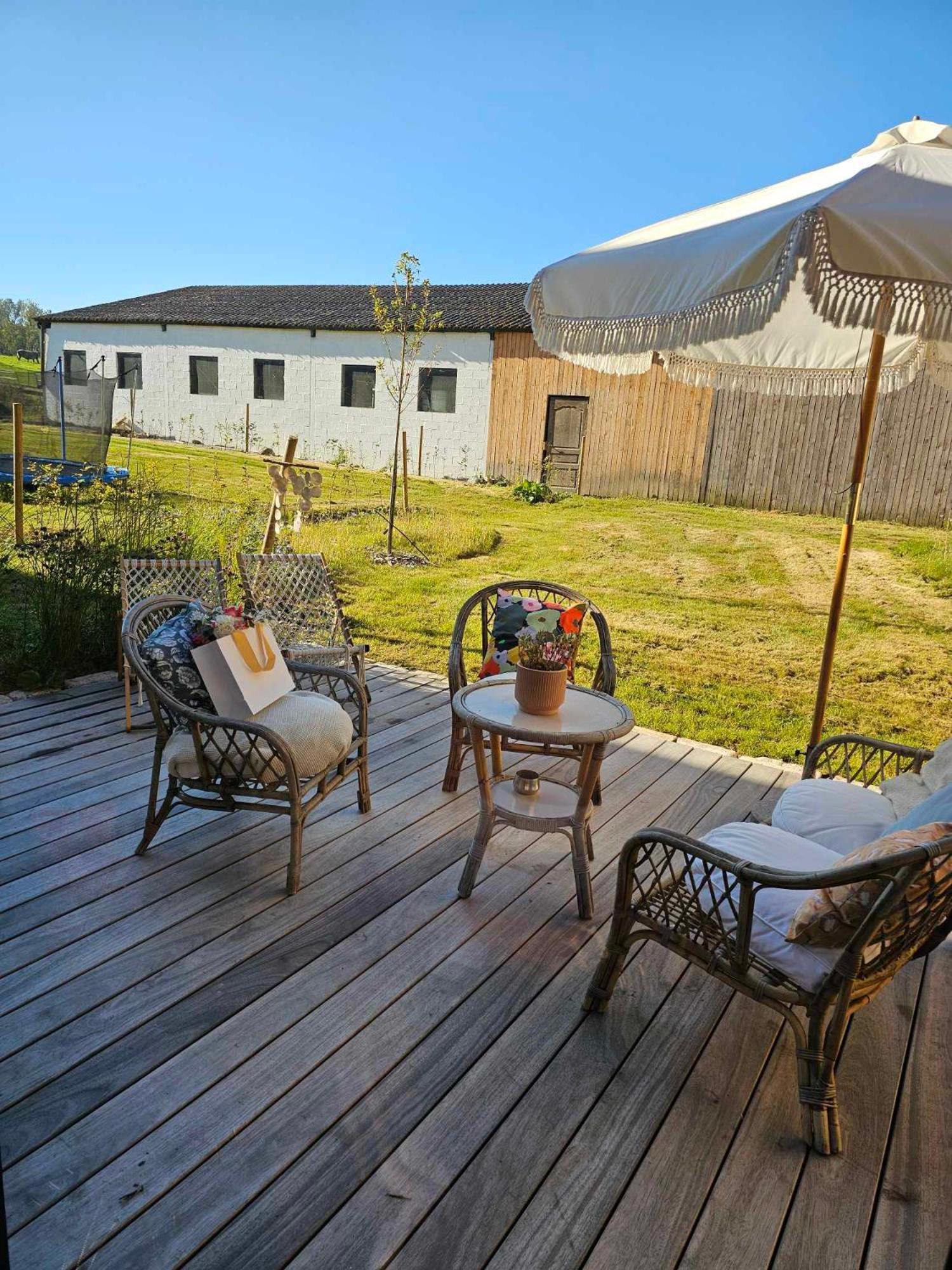 La Tour Obin Bed and Breakfast Philippeville Εξωτερικό φωτογραφία